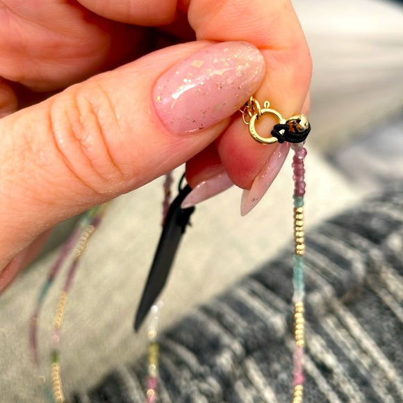 Genuine Tourmaline necklace with 14k solid gold beads “585”stamped - Picture 3 of 9